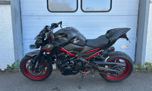 Kawasaki Z900