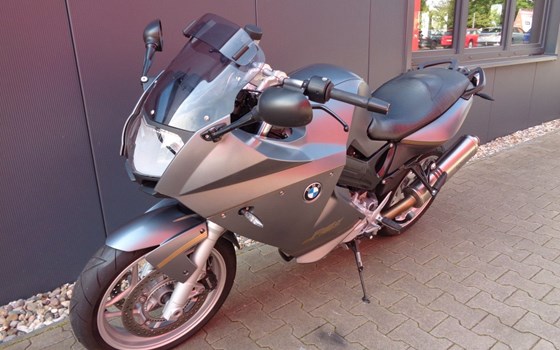 Gebrauchtmotorrad BMW F 800 ST - Bild 3