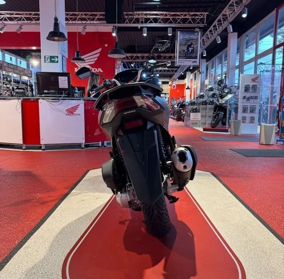 Offer Honda PCX125 Bild 2: Offer Honda PCX125