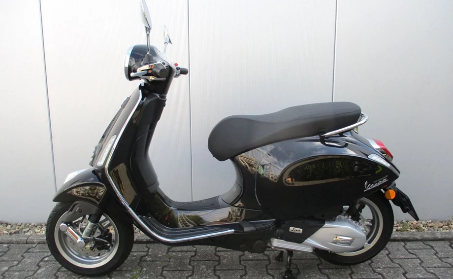 Angebot Vespa Primavera 125 i.e. 3V Bild 4: Angebot Vespa Primavera 125 i.e. 3V