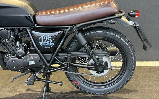 Neufahrzeug Brixton Cromwell 125 - Bild 5