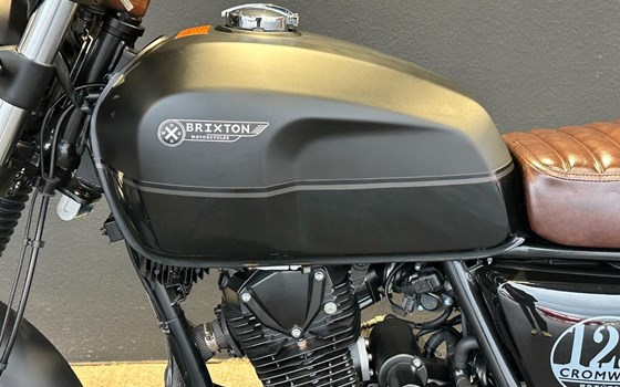 Neufahrzeug Brixton Cromwell 125 - Bild 9