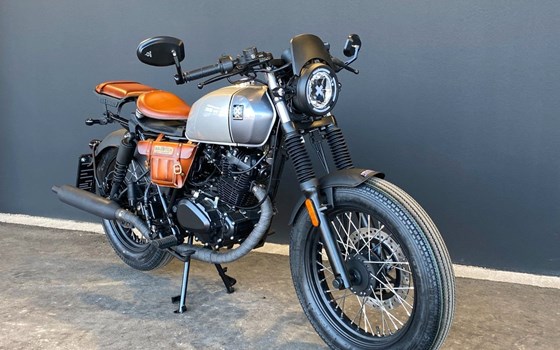 Gebrauchtmotorrad Brixton Rayburn 125 - Bild 27