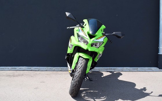 Neufahrzeug Kawasaki Ninja ZX-4RR - Bild 10