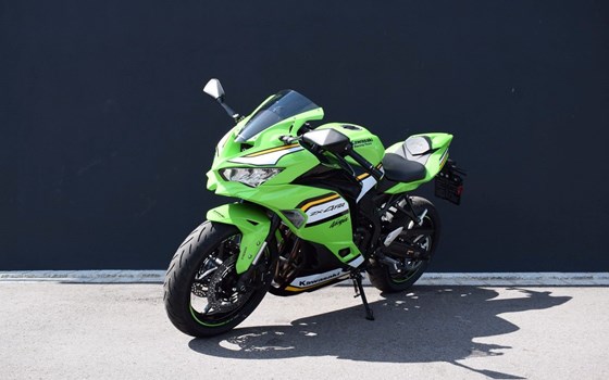 Neufahrzeug Kawasaki Ninja ZX-4RR - Bild 2