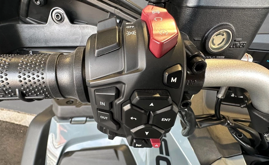 Angebot CFMOTO CFORCE 1000 Touring Bild 16: Angebot CFMOTO CFORCE 1000 Touring