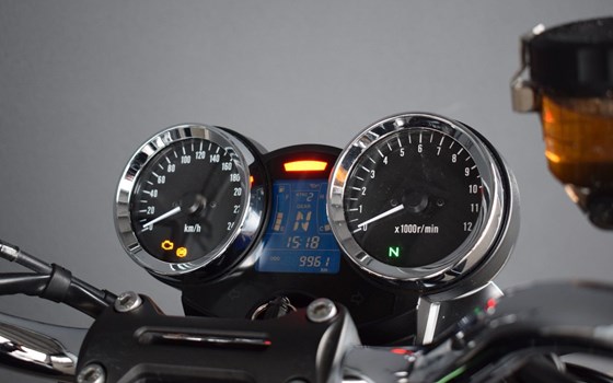 Gebrauchtmotorrad Kawasaki Z900 RS - Bild 25