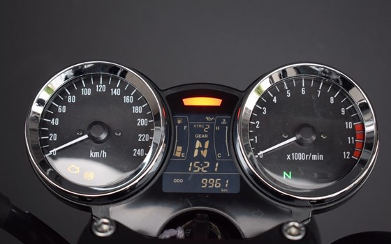 Gebrauchtmotorrad Kawasaki Z900 RS - Bild 26