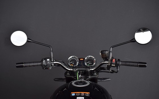 Gebrauchtmotorrad Kawasaki Z900 RS - Bild 27