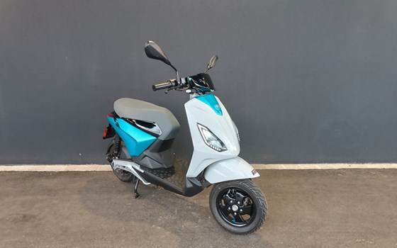 Gebrauchtmotorrad Piaggio 1 + - Bild 4