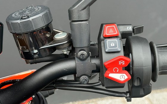 Gebrauchtmotorrad KTM 1290 Super Duke R - Bild 21