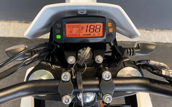 Neufahrzeug Malaguti XSM 125 Supermoto - Bild 15