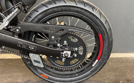 Neufahrzeug Malaguti XSM 125 Supermoto - Bild 17