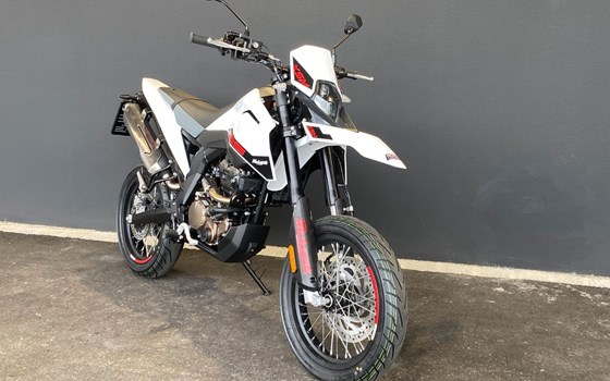 Neufahrzeug Malaguti XSM 125 Supermoto - Bild 22