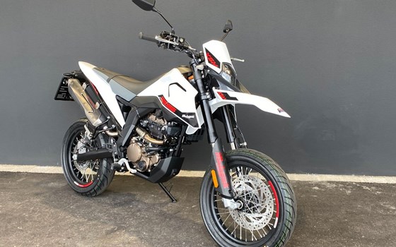 Neufahrzeug Malaguti XSM 125 Supermoto - Bild 24
