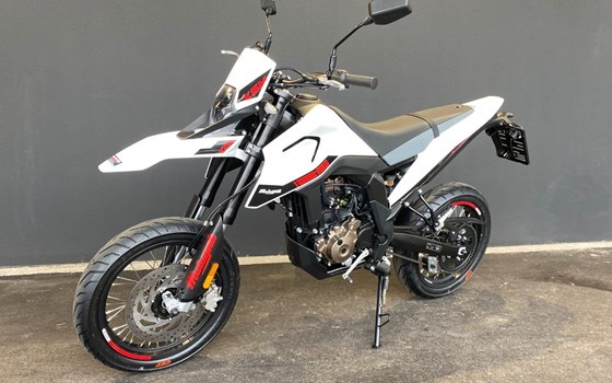 Neufahrzeug Malaguti XSM 125 Supermoto - Bild 28