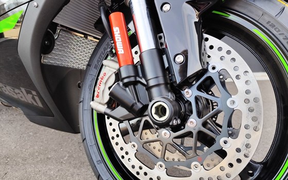 Gebrauchtmotorrad Kawasaki Ninja ZX-10R - Bild 10
