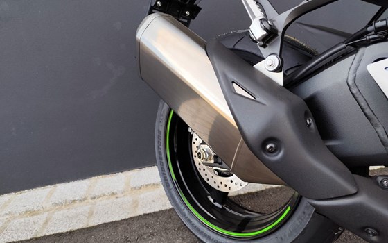 Gebrauchtmotorrad Kawasaki Ninja ZX-10R - Bild 16