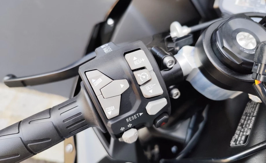 Angebot Kawasaki Ninja ZX-10R Bild 17: Angebot Kawasaki Ninja ZX-10R