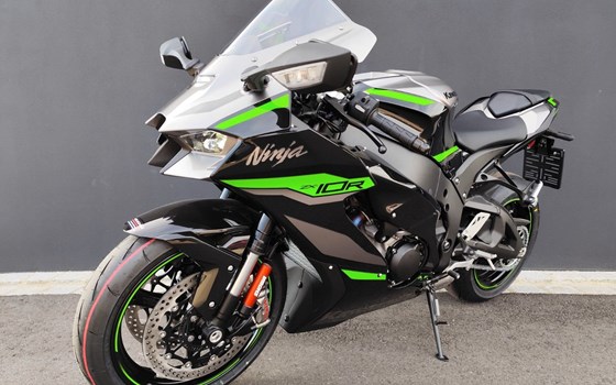 Gebrauchtmotorrad Kawasaki Ninja ZX-10R - Bild 2
