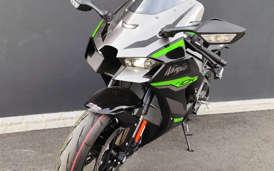 Gebrauchtmotorrad Kawasaki Ninja ZX-10R - Bild 9