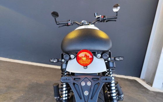 Gebrauchtmotorrad Triumph Thruxton - Bild 21