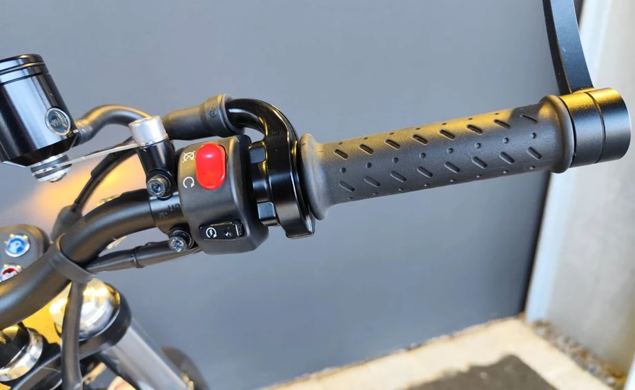 Angebot Triumph Thruxton Bild 24: Angebot Triumph Thruxton