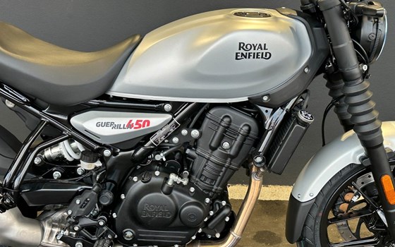Neufahrzeug Royal Enfield Guerrilla 450 - Bild 17