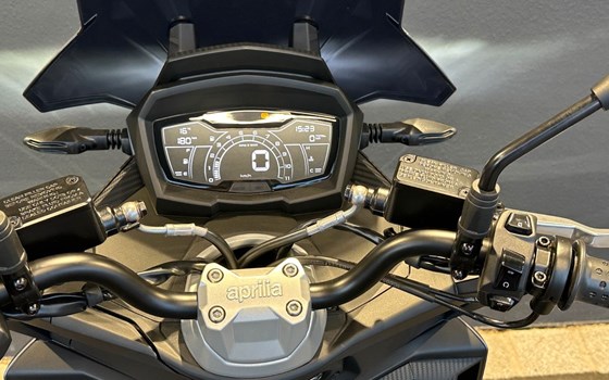 Gebrauchtmotorrad Aprilia SR GT ABS 125 - Bild 13