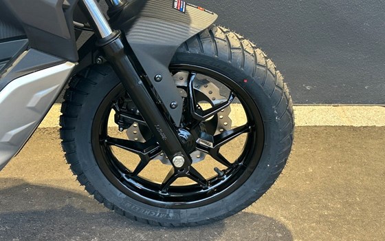 Gebrauchtmotorrad Aprilia SR GT ABS 125 - Bild 16