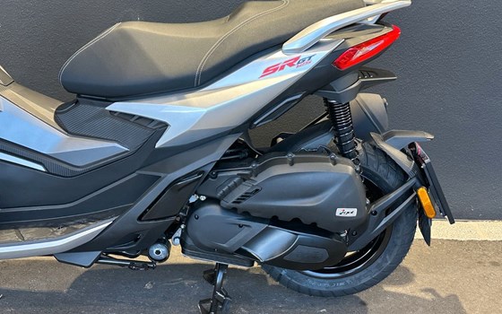 Gebrauchtmotorrad Aprilia SR GT ABS 125 - Bild 20