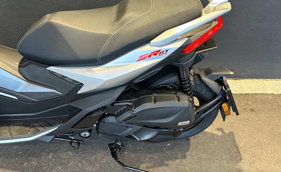 Angebot Aprilia SR GT ABS 125 Bild 21: Angebot Aprilia SR GT ABS 125
