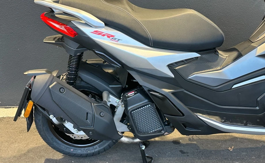 Angebot Aprilia SR GT ABS 125 Bild 9: Angebot Aprilia SR GT ABS 125