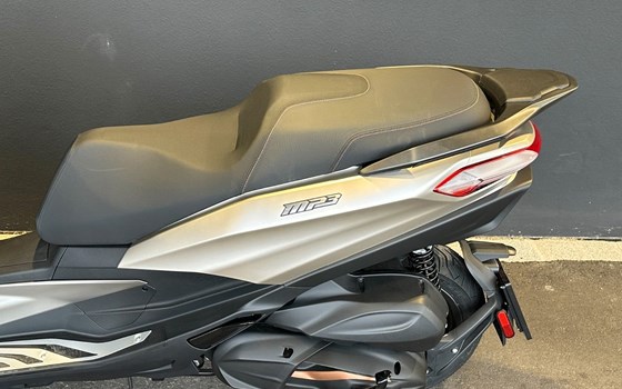 Neufahrzeug Piaggio MP3 530 HPE Exclusive - Bild 5
