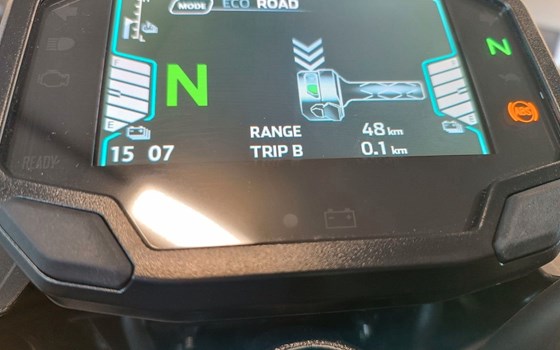 Neufahrzeug Kawasaki Z e-1 - Bild 11