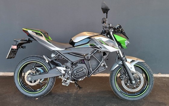 Neufahrzeug Kawasaki Z e-1 - Bild 5