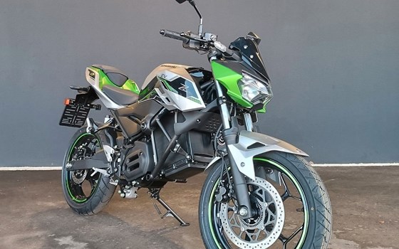 Neufahrzeug Kawasaki Z e-1 - Bild 9