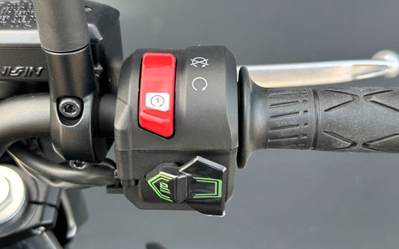 Gebrauchtmotorrad Kawasaki Z7 Hybrid - Bild 20