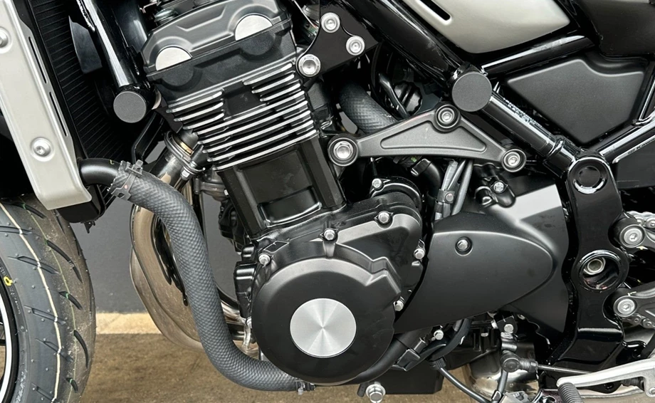 Angebot Kawasaki Z900 RS Bild 18: Angebot Kawasaki Z900 RS