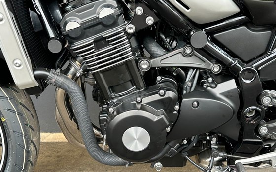 Gebrauchtmotorrad Kawasaki Z900 RS - Bild 18