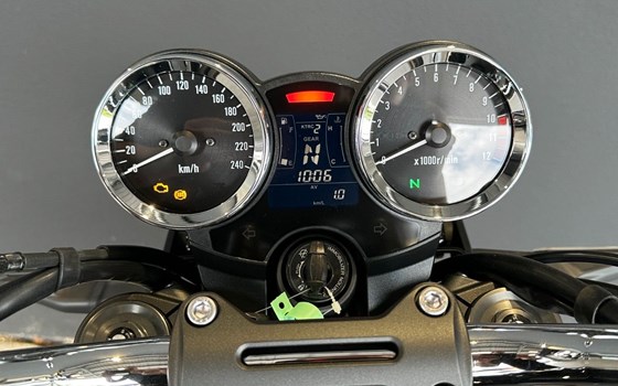 Gebrauchtmotorrad Kawasaki Z900 RS - Bild 22