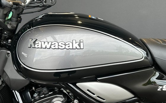 Gebrauchtmotorrad Kawasaki Z900 RS - Bild 9