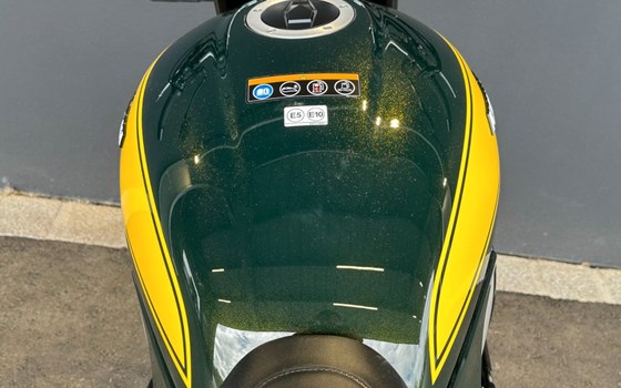 Gebrauchtmotorrad Kawasaki Z900 RS - Bild 22