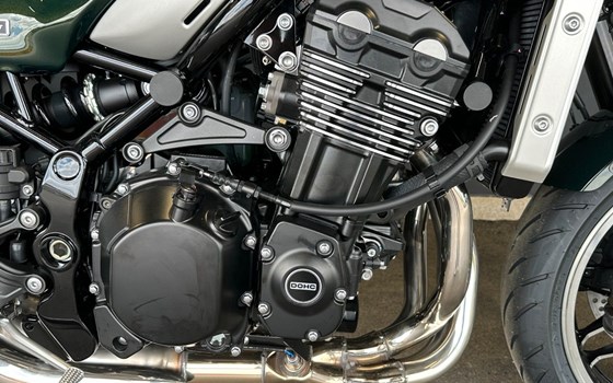 Gebrauchtmotorrad Kawasaki Z900 RS - Bild 27
