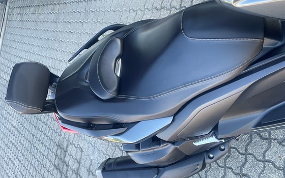Gebrauchtmotorrad Yamaha XMAX 400 - Bild 2