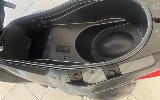 Gebrauchtmotorrad Yamaha XMAX 400 - Bild 12