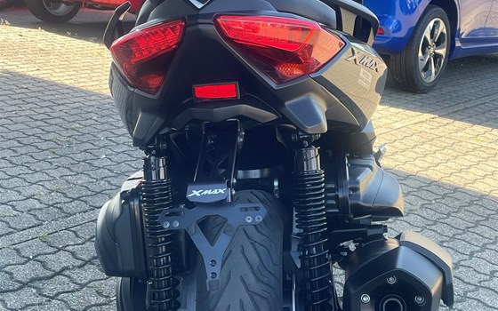 Gebrauchtmotorrad Yamaha XMAX 400 - Bild 4