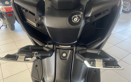 Gebrauchtmotorrad Yamaha XMAX 400 - Bild 23