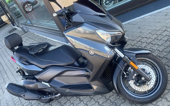 Gebrauchtmotorrad Yamaha XMAX 400 - Bild 1