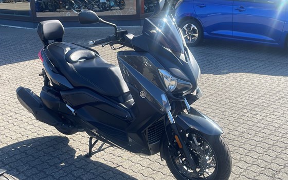 Gebrauchtmotorrad Yamaha XMAX 400 - Bild 9
